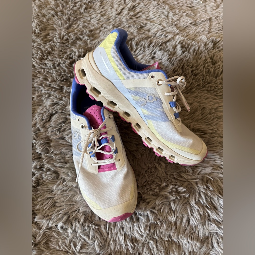 On Cloud Women's Running Shoes in Cream with Pink & Blue Accents